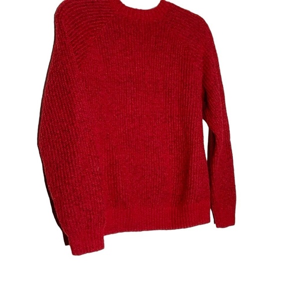 Old Navy red sweater with crew neckline. Size XS - Picture 3 of 7